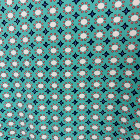 LANDS' END  2 4 XS Geometric Swim Top Rash Guard Long Sleeve Crew Green Multi - Picture 5 of 8